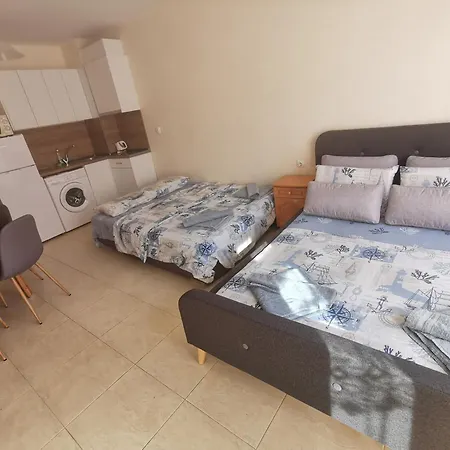 студиa блу минута от плажа Апартаменты