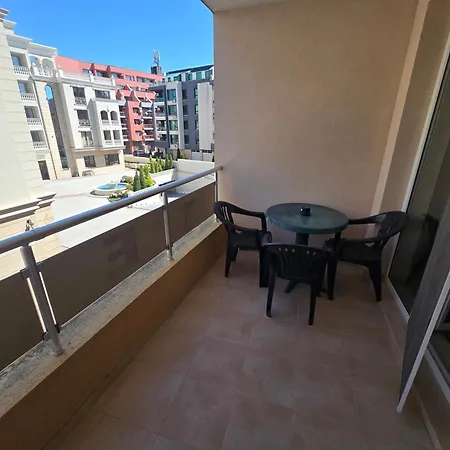 Appartement студиa блу минута от плажа Pomorie